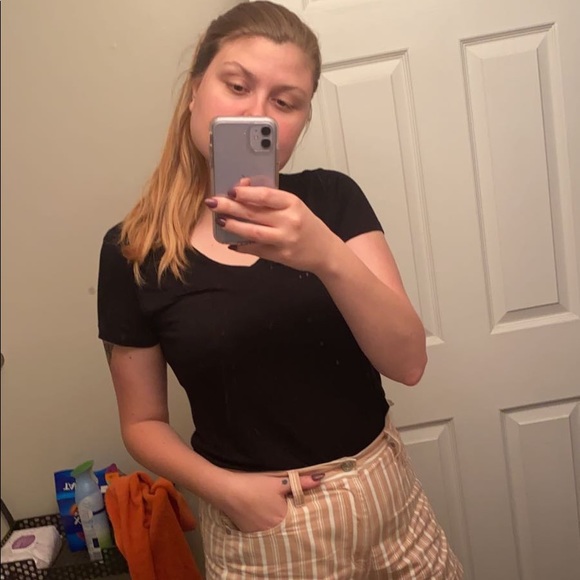 Meet your Posher, Michelle - Picture 1 of 1